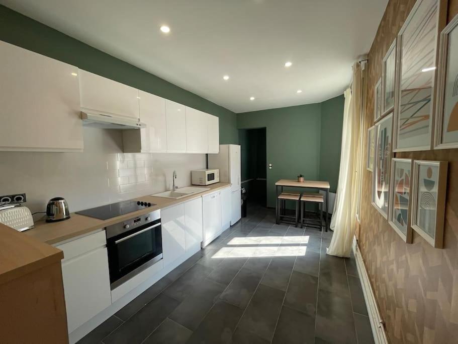 ריימס Appartement Spacieux A Deux Pas Du Centre מראה חיצוני תמונה