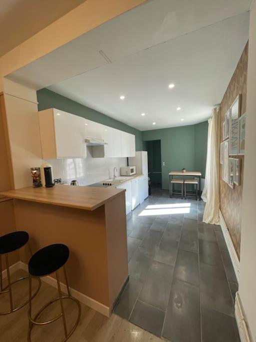 ריימס Appartement Spacieux A Deux Pas Du Centre מראה חיצוני תמונה